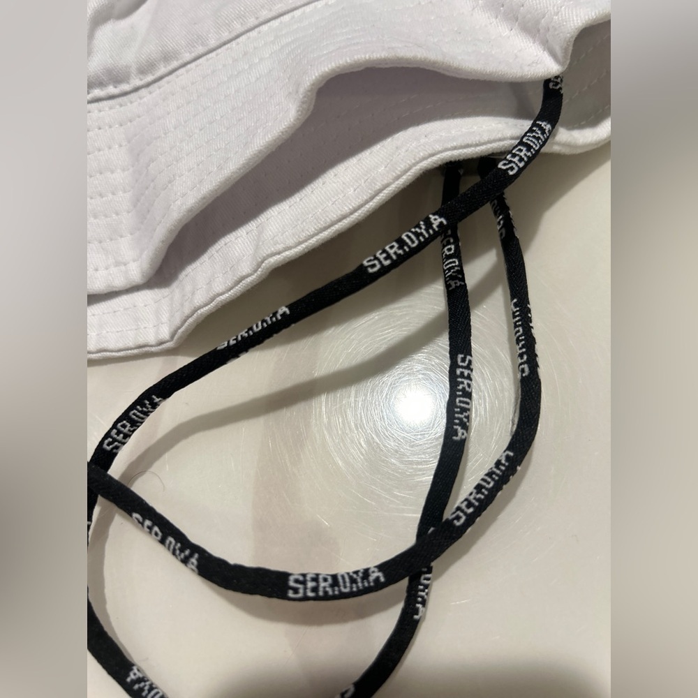 ser.o.ya white washed denim bucket hat with drawstring detail size small medium - Picture 3 of 5